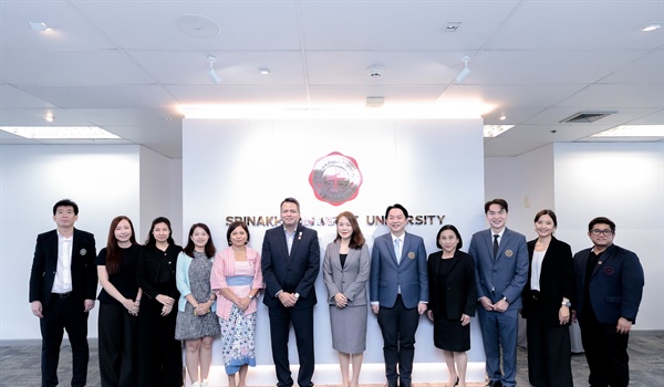 Singapore Management University เจรจาความร่วมมือทางวิชาการ