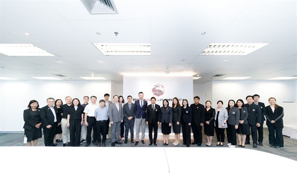 National Central University เจรจาความร่วมมือทาทางวิชาการ